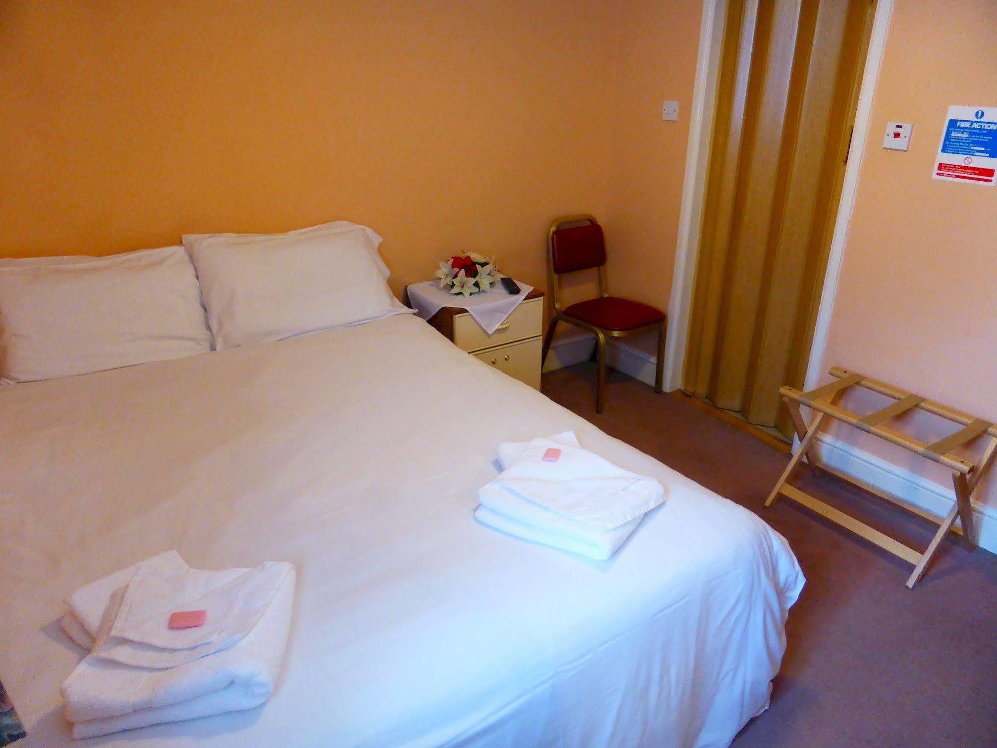 Hotel Dinara Birmingham Dış mekan fotoğraf