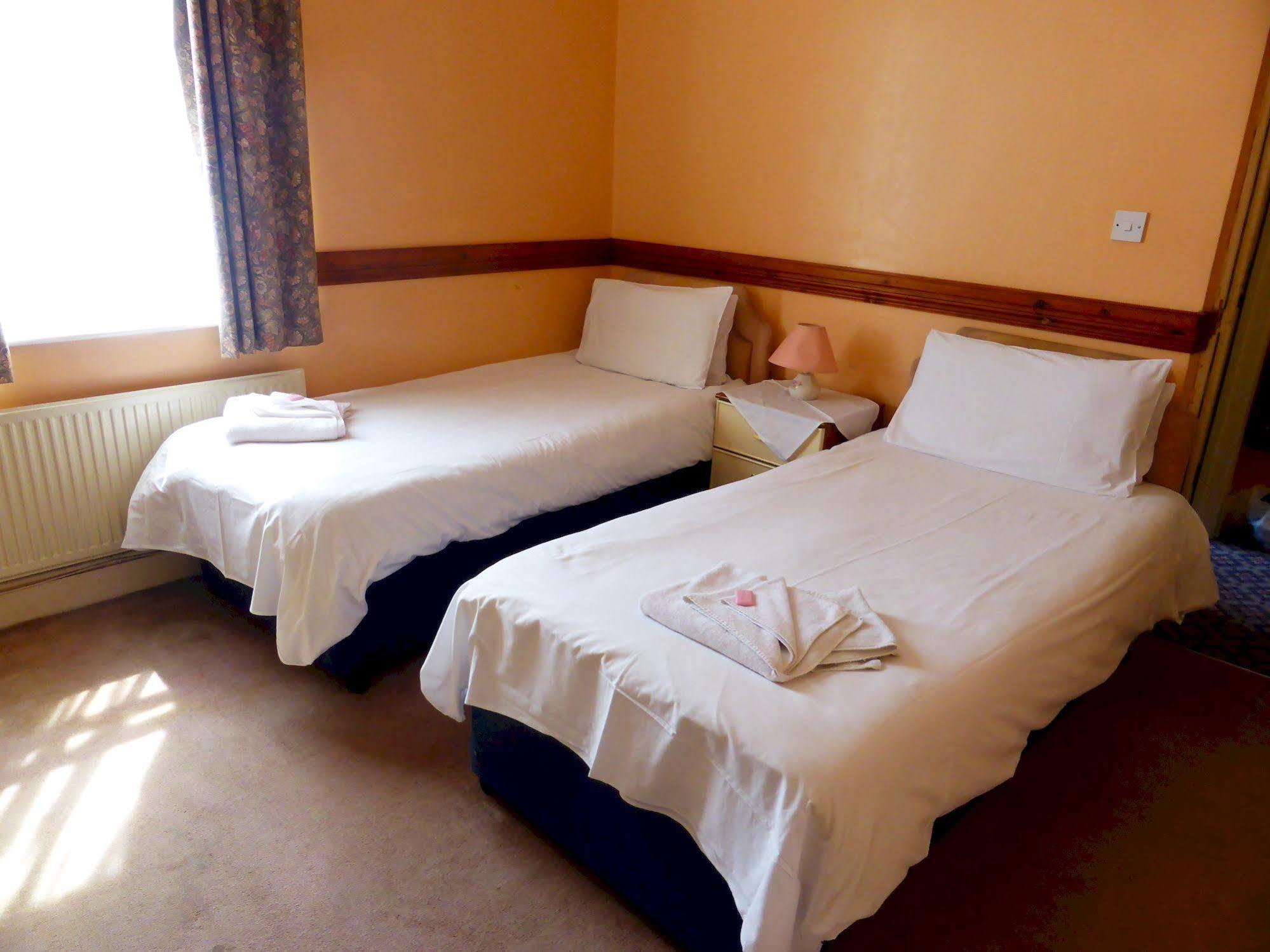 Hotel Dinara Birmingham Dış mekan fotoğraf
